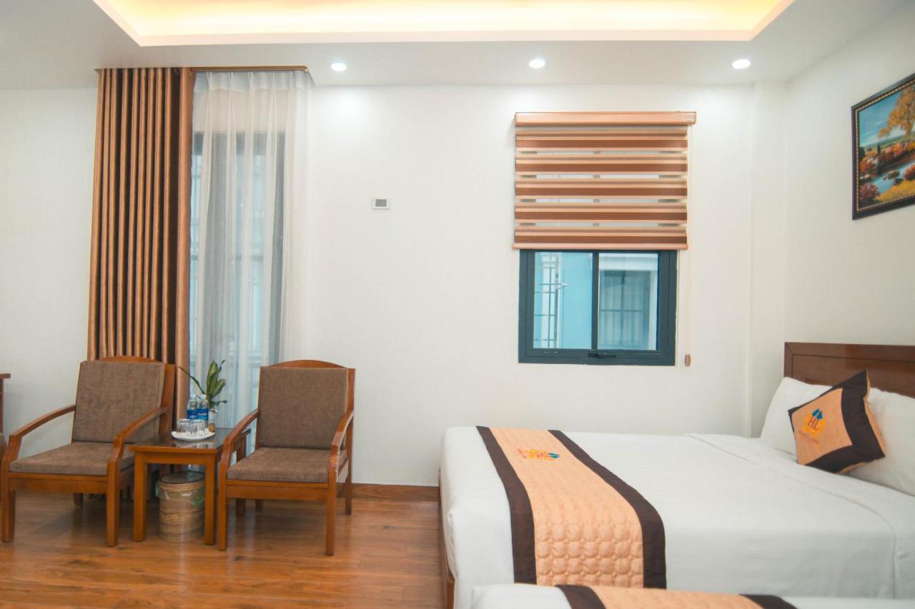 הלונג Hoang Long Hotel מראה חיצוני תמונה