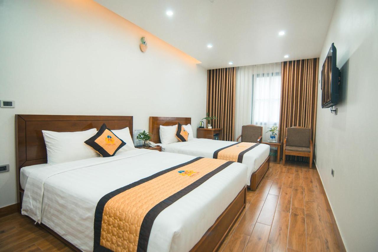 הלונג Hoang Long Hotel מראה חיצוני תמונה
